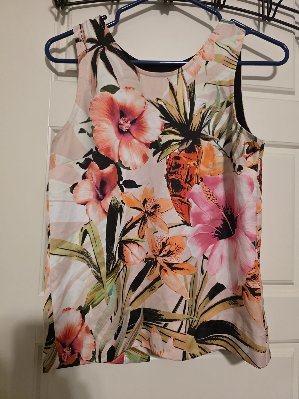 ASKARI Tropical Floral & Pineapple Sleeveless Blouse Pink XS
